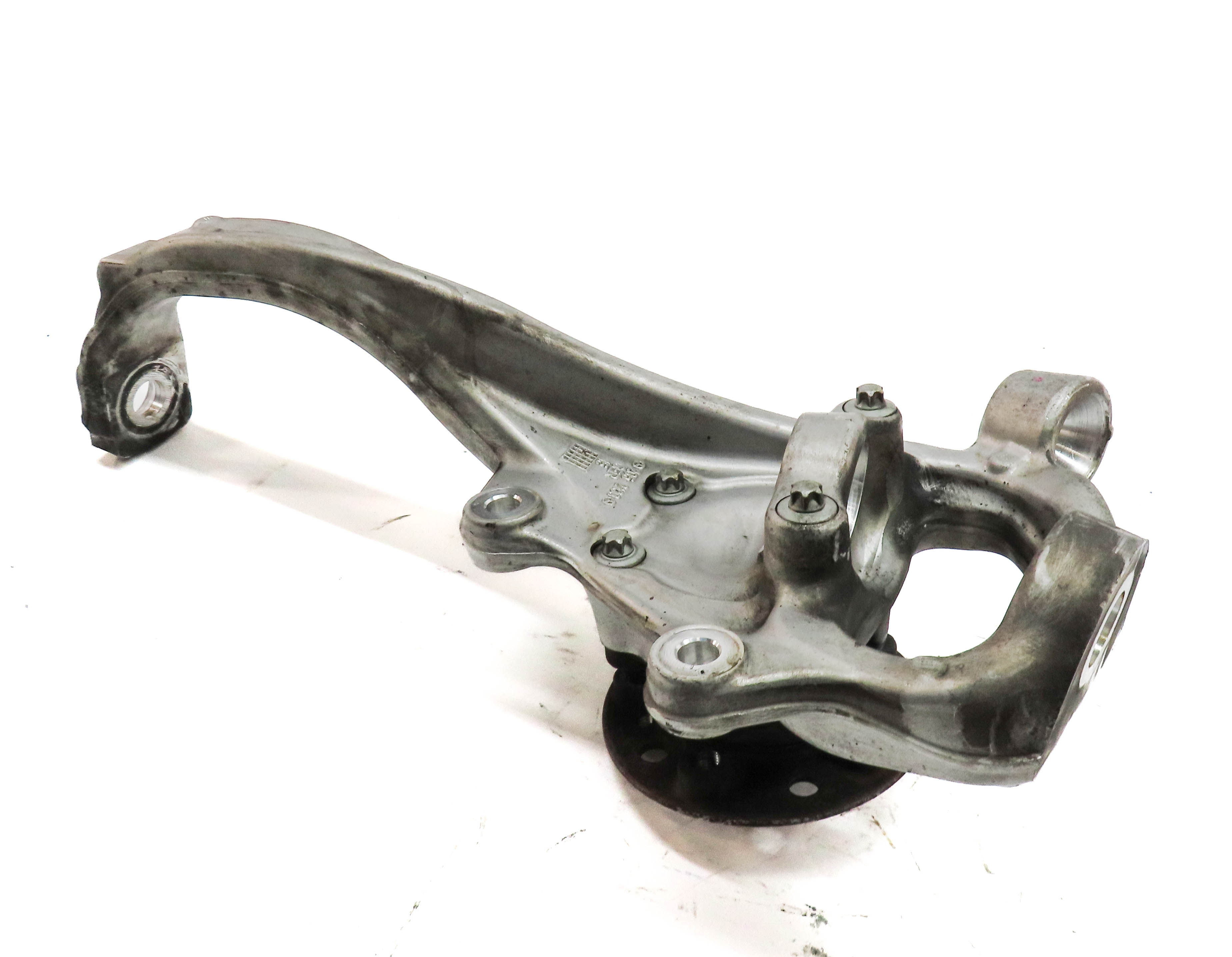 15-21 MERCEDES C300 C350e (W205) RWD LEFT FRONT DRIVER SPINDLE KNUCKLE WHEEL HUB — exact item pictured